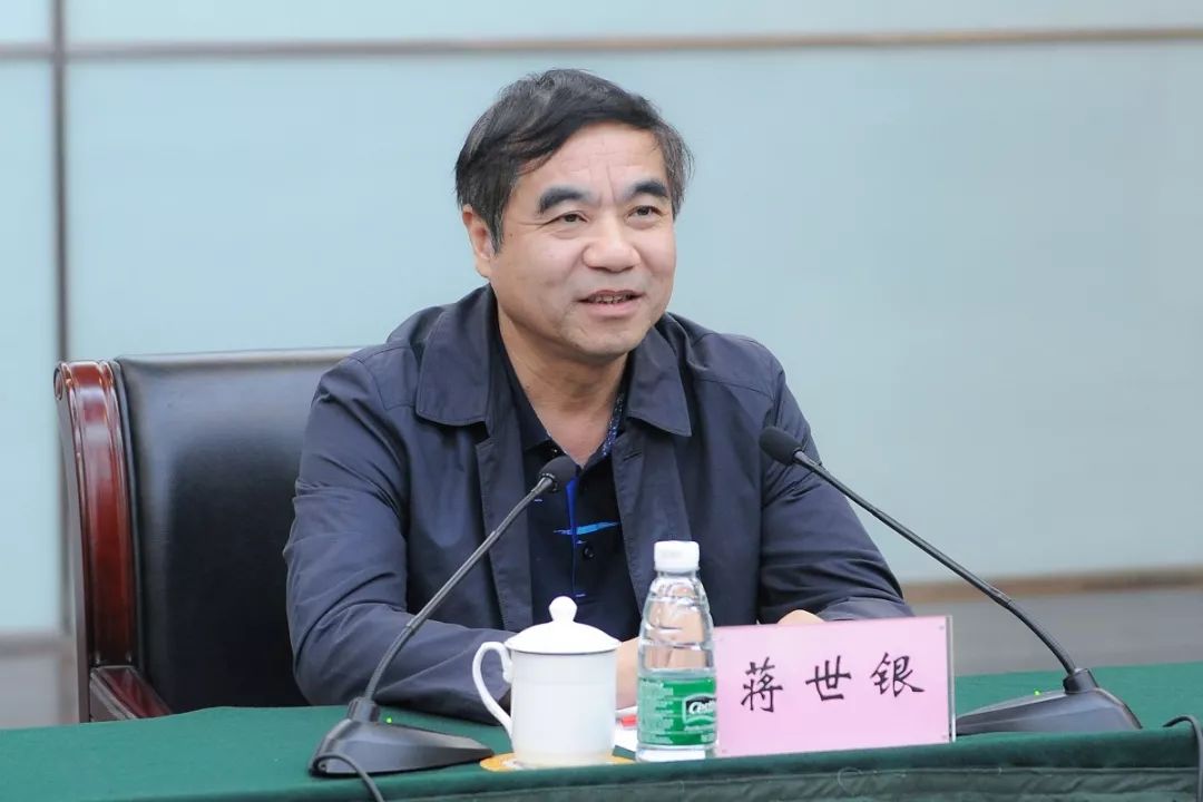 1557456965810675.jpg 1557456965810675.jpg