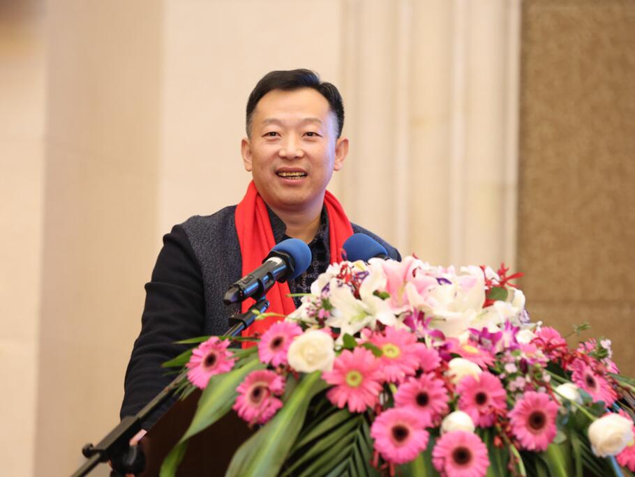 1513302093111310.jpg 3首任会长、测量90级校友文海更发表履职感言.jpg